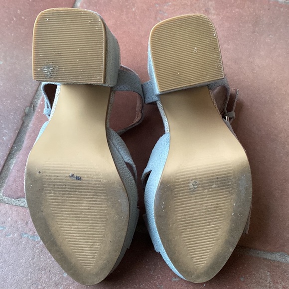 Gioseppo Blue Gray Heels - Picture 5 of 5